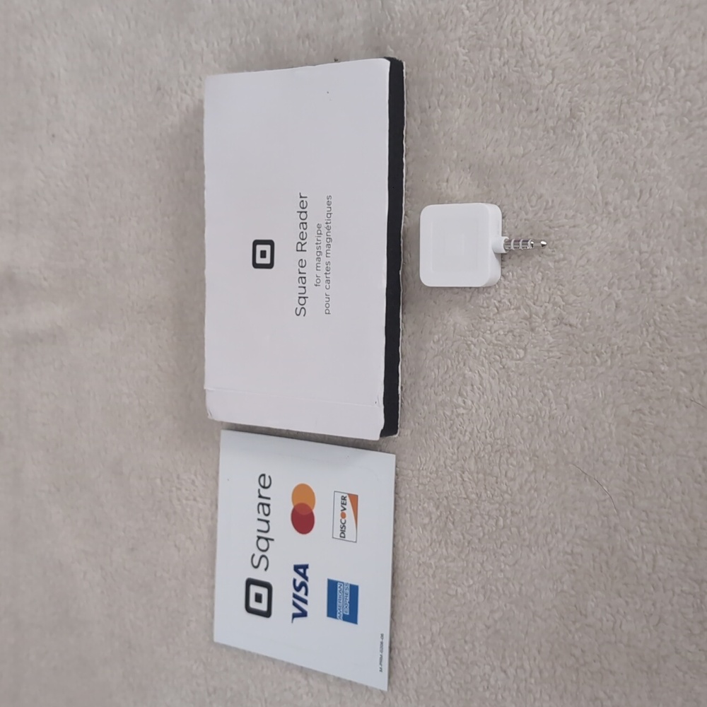 Mobile Debit Credit Card Reader Square Smartphone - Swipe Payment.